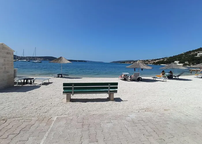 Carija 2 *